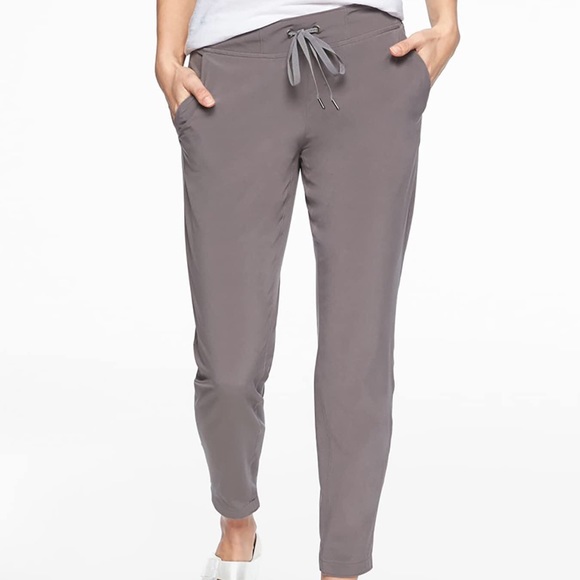 Athleta Pants - NWT Athleta Midtown Ankle Pant, 6